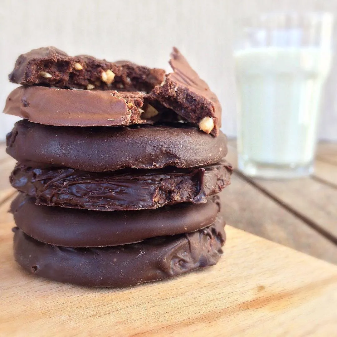 Шоколадное печенье «Артемон» с арахисом