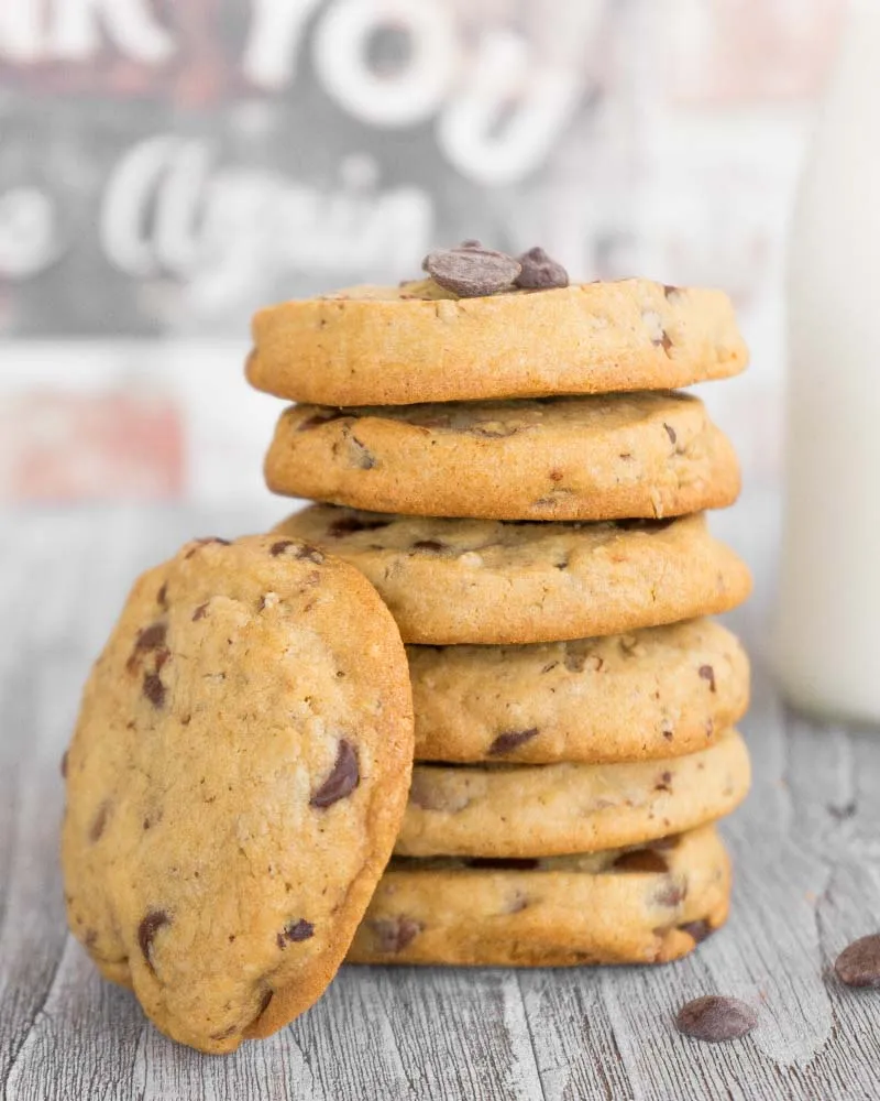 Американское печенье с шоколадными каплями и пеканом