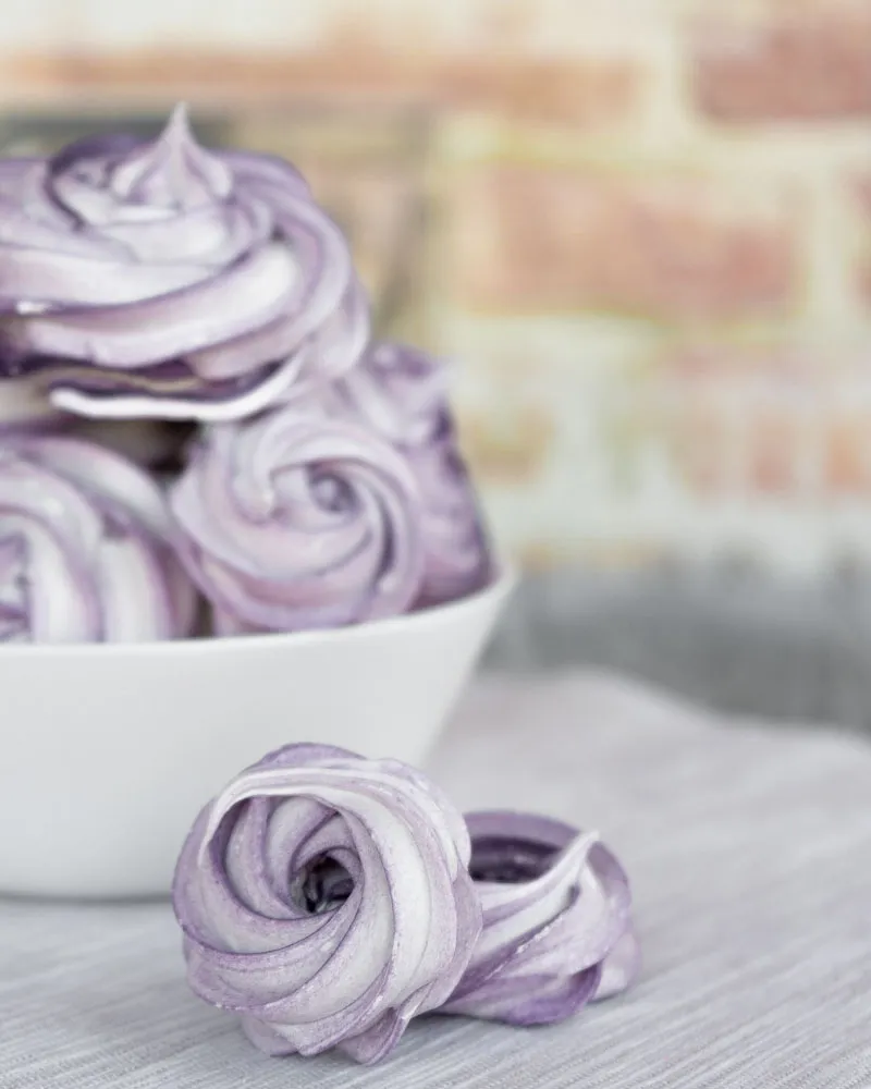 Безе в духовке и французская меренга