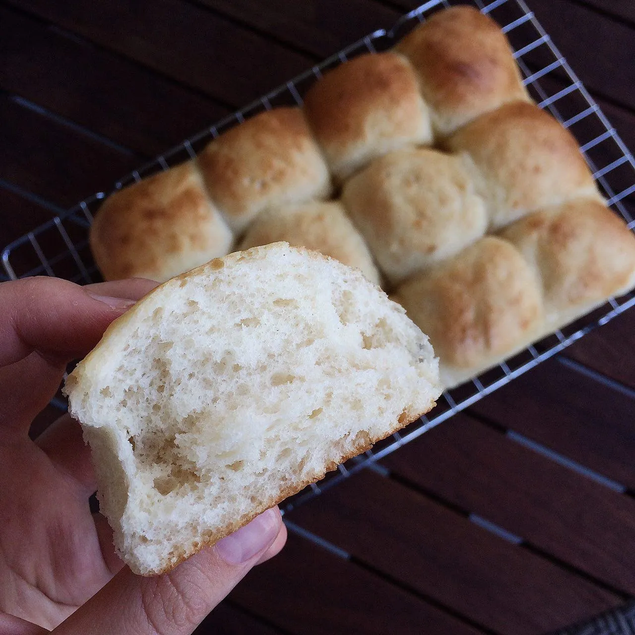 Простые булочки из дрожжевого теста